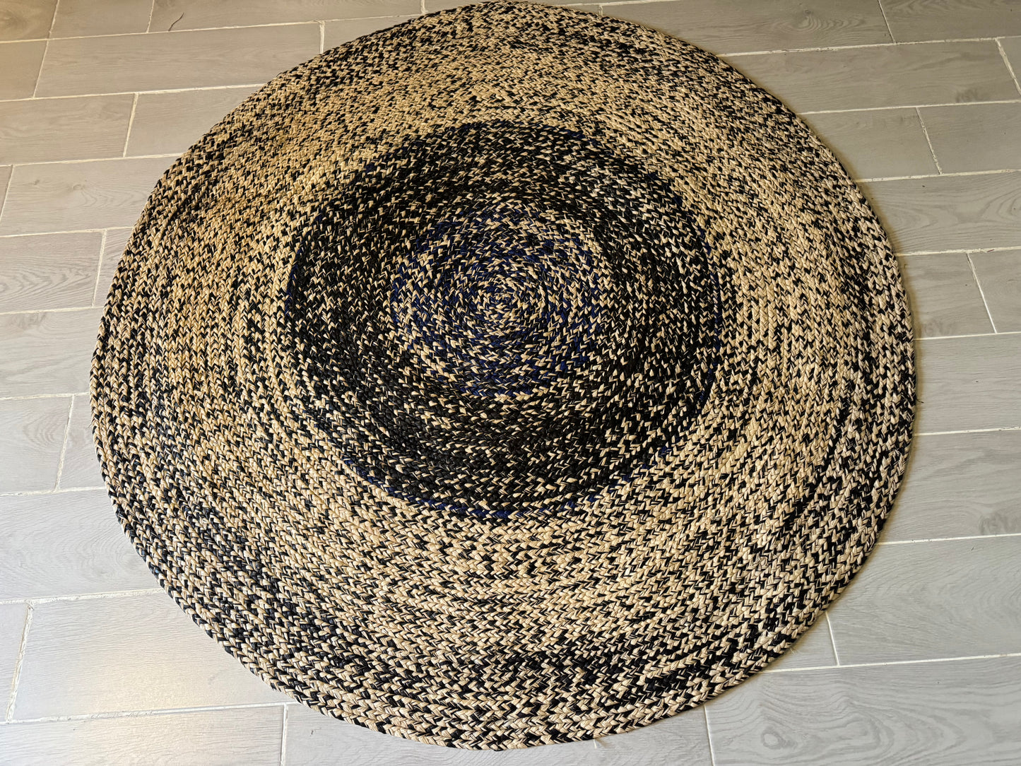 Tapis en raphia rond